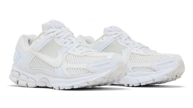 Nike Air Zoom Vomero 5 'Triple White'