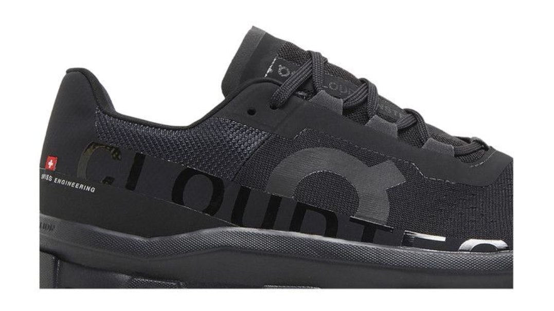On Cloudmonster 'Black'