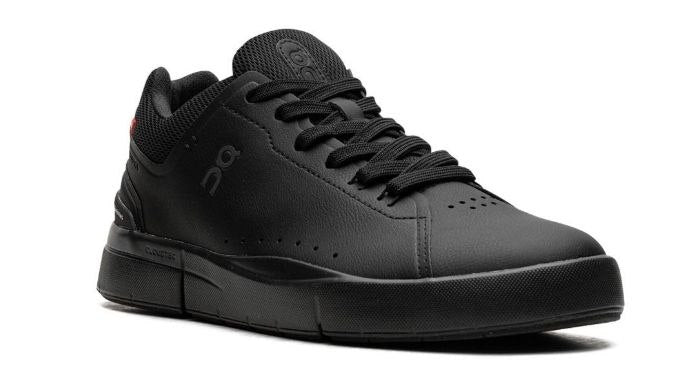 On The Roger Advantage 'Black'