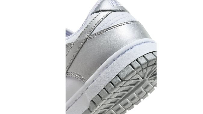 Nike Dunk Low 'Metallic Silver'