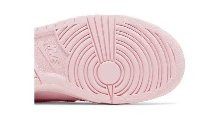 Nike Dunk Low 'Triple Pink'