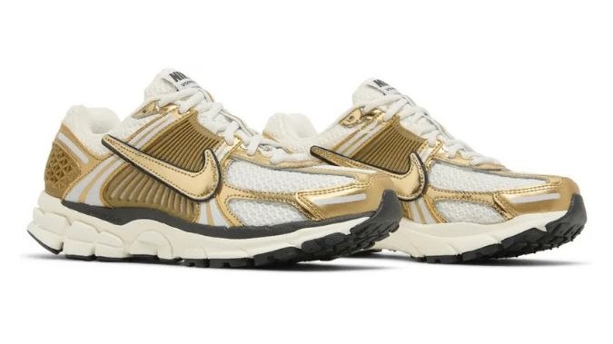 Nike Air Zoom Vomero 5 'Metallic Gold'
