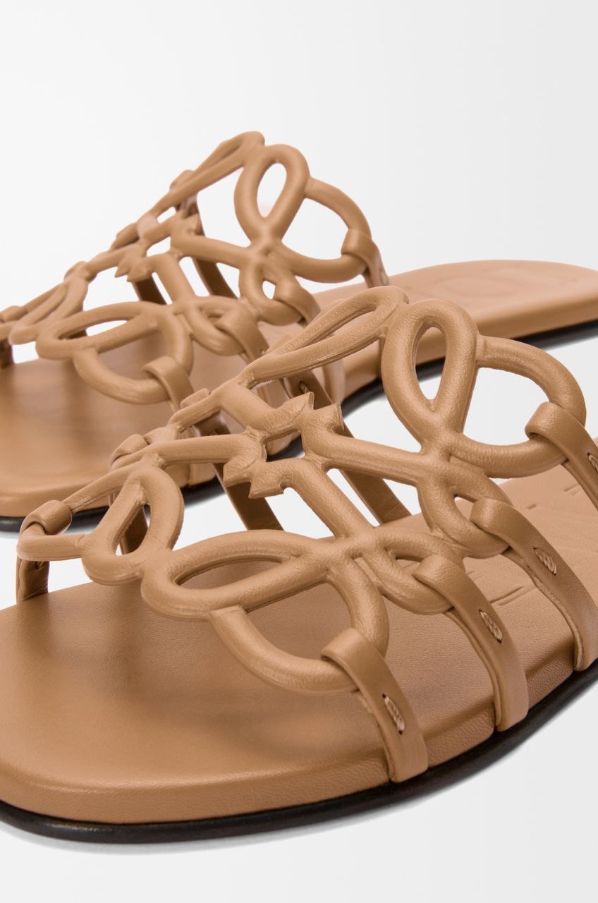LOEWE Patal Anagram Slides